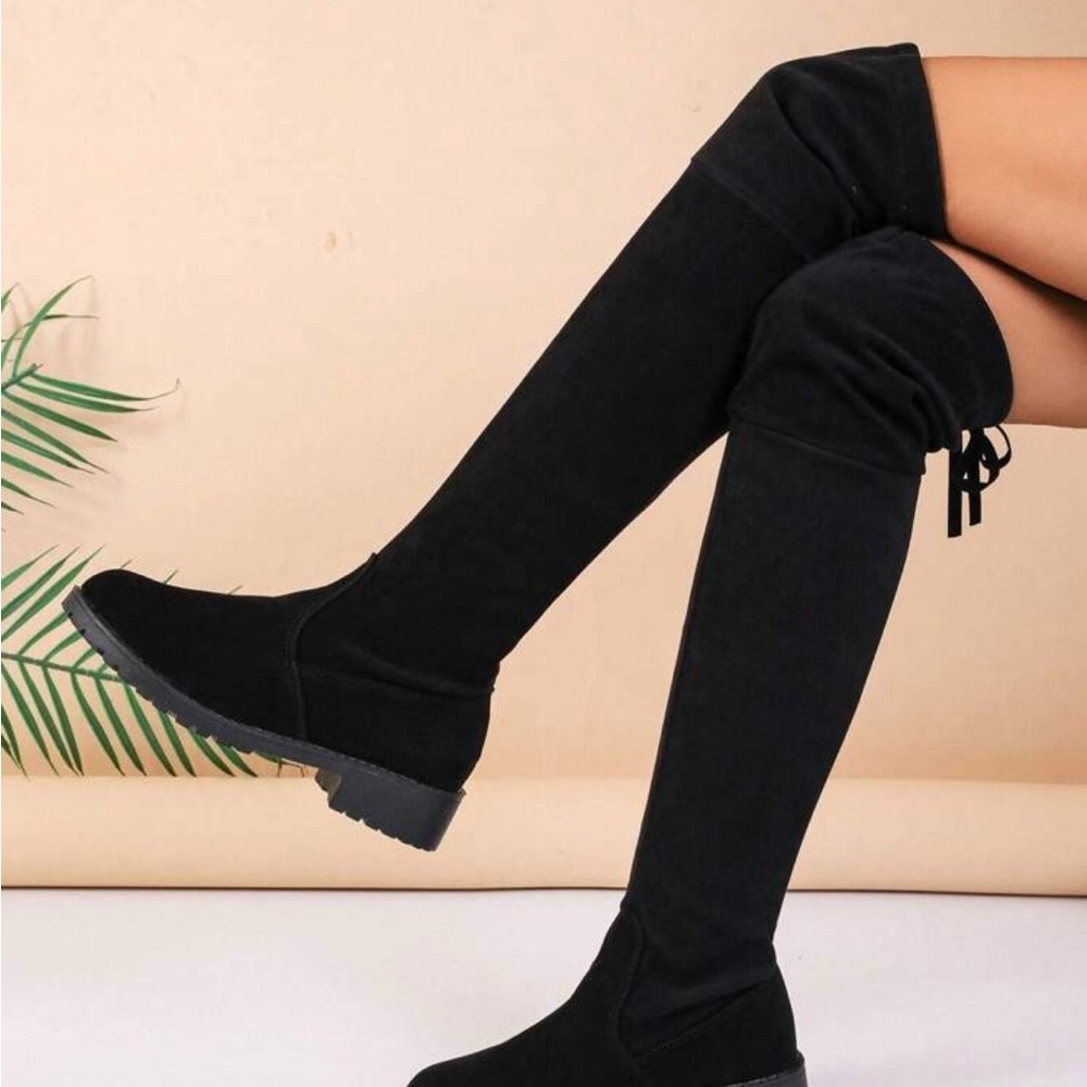 Elegant Black Over-the-Knee Boots size 9